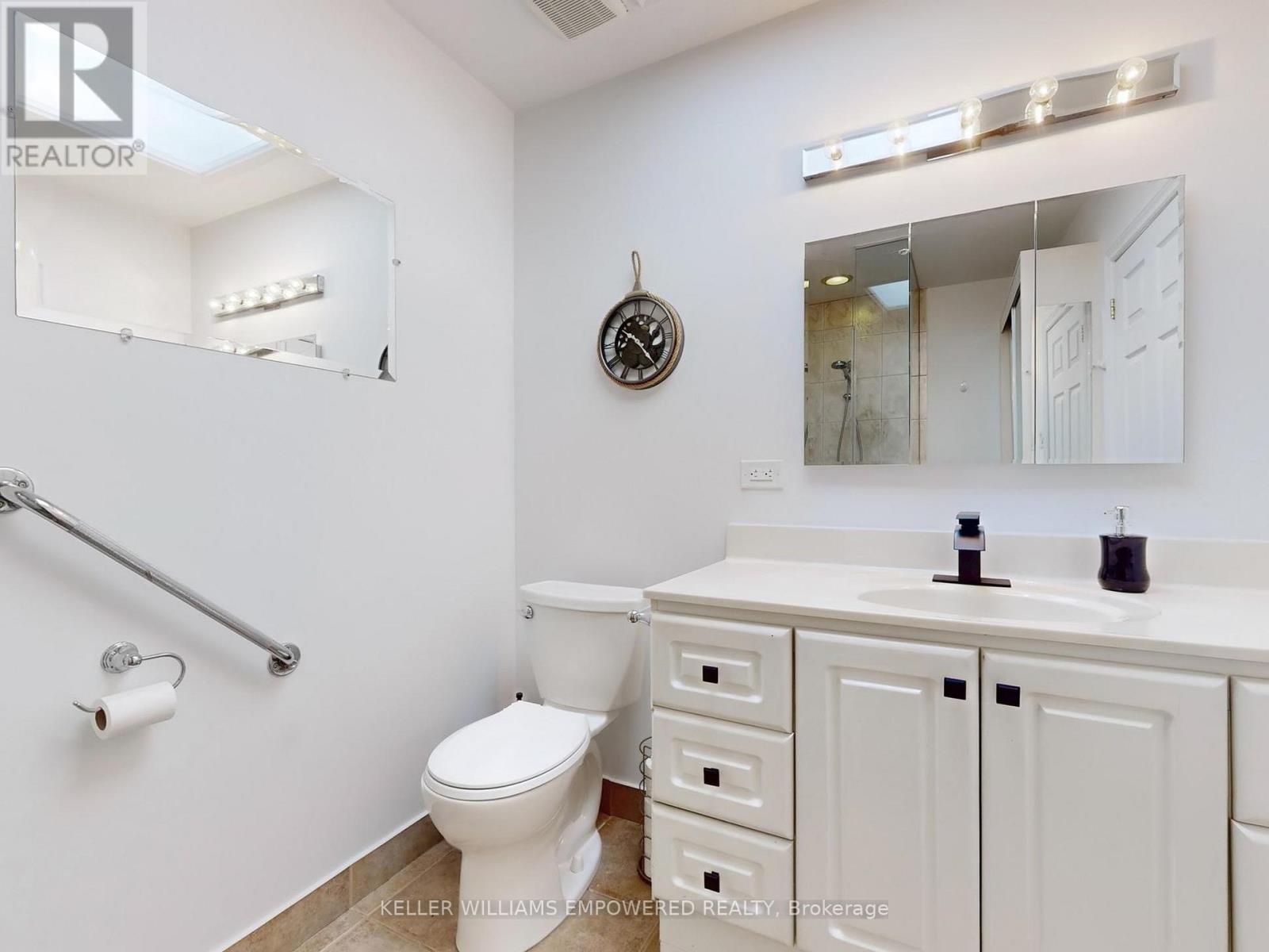 73 Northey Drive, Toronto, Ontario  M2L 2S8 - Photo 23 - C12460719