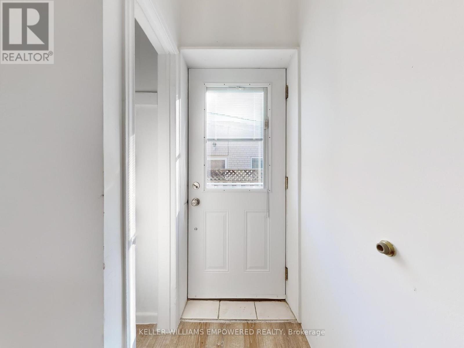 73 Northey Drive, Toronto, Ontario  M2L 2S8 - Photo 25 - C12460719