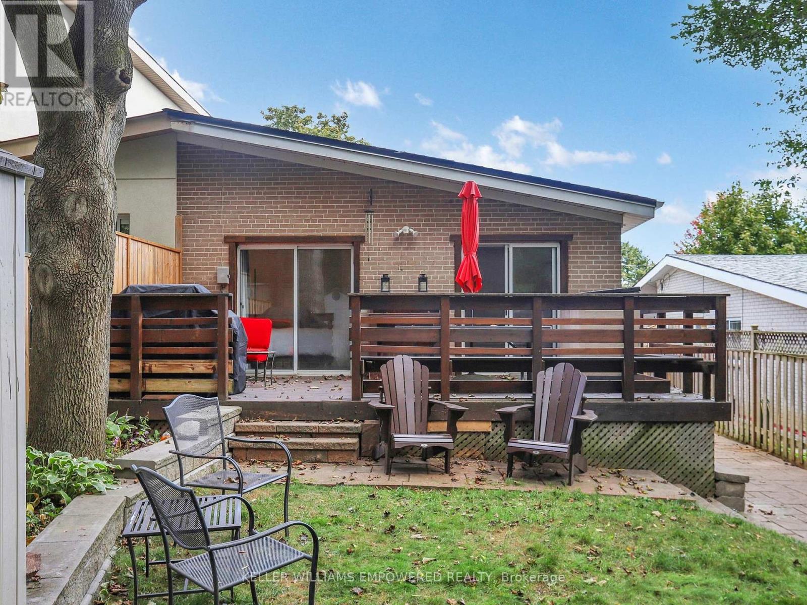 73 Northey Drive, Toronto, Ontario  M2L 2S8 - Photo 38 - C12460719