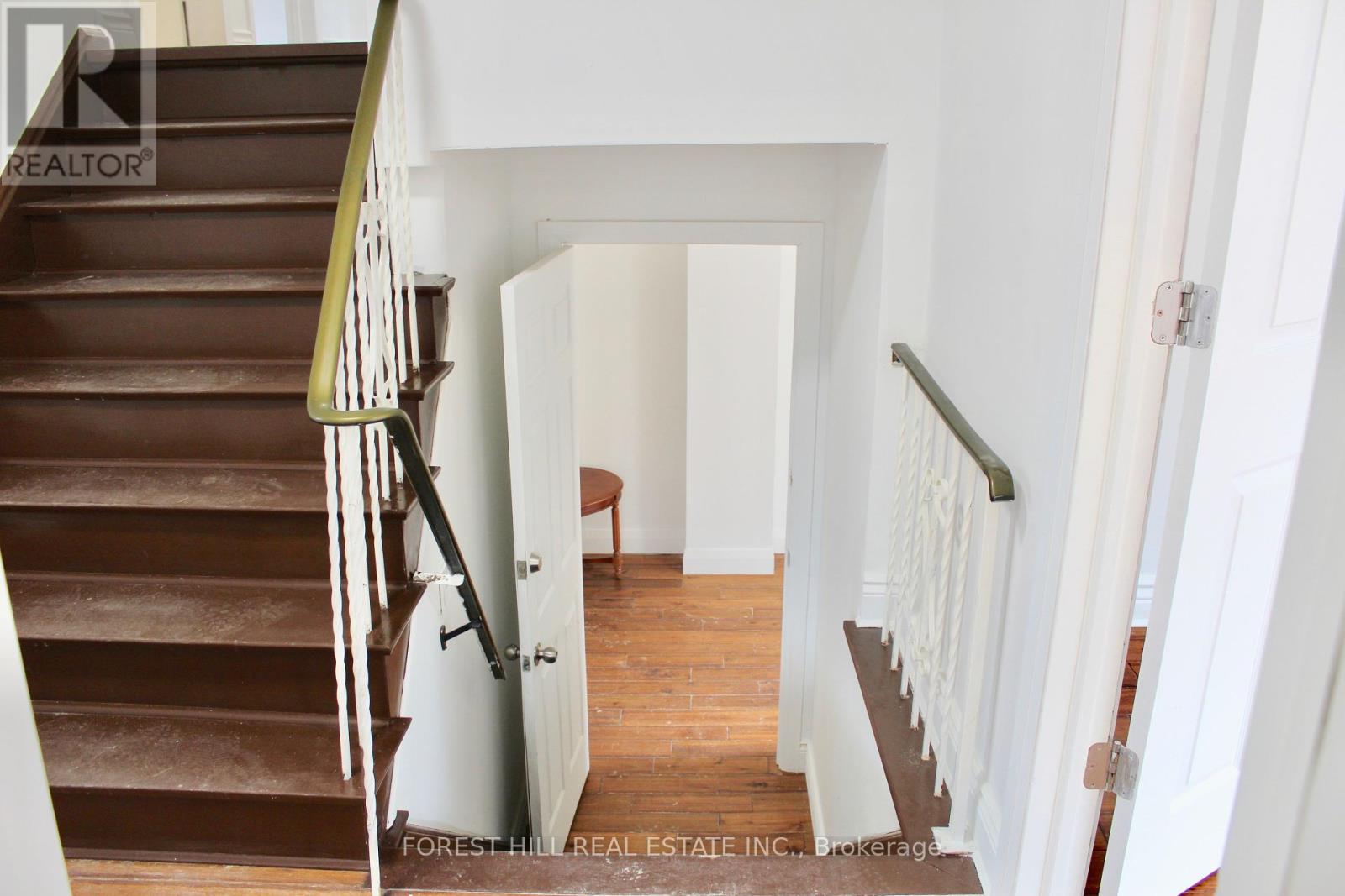 First Floor - 8 Doverwood Court, Toronto, Ontario  M2M 2G7 - Photo 16 - C12460729