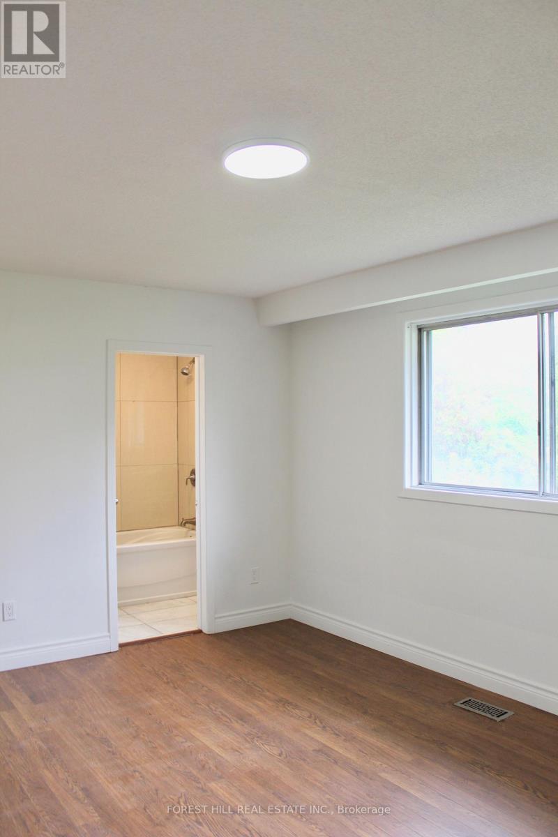 First Floor - 8 Doverwood Court, Toronto, Ontario  M2M 2G7 - Photo 27 - C12460729