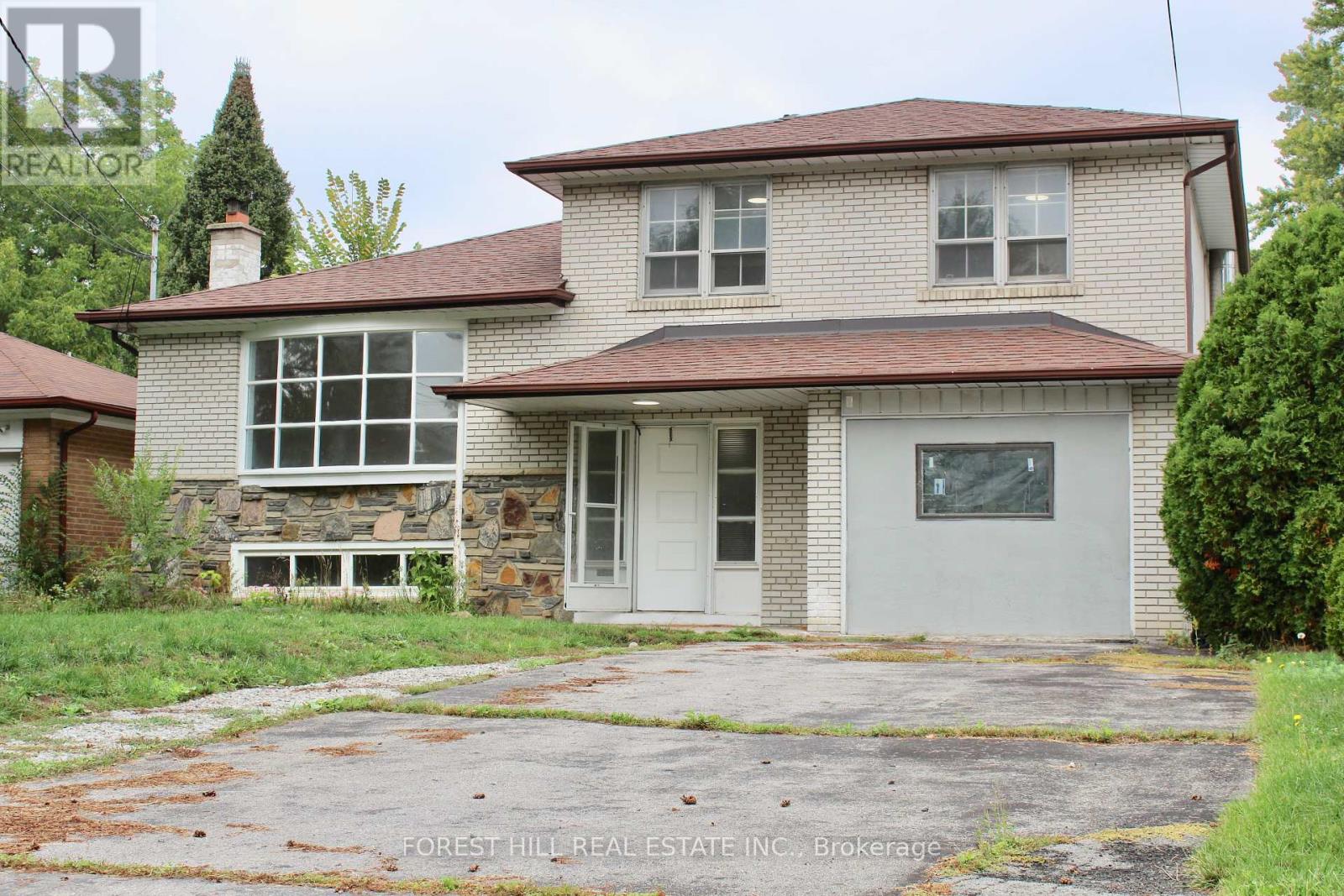 First Floor - 8 Doverwood Court, Toronto, Ontario  M2M 2G7 - Photo 3 - C12460729