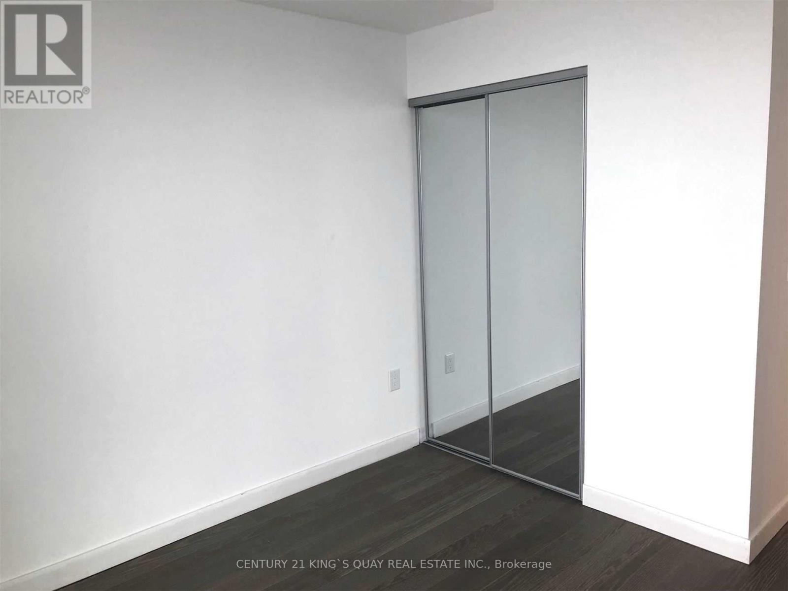 4607 - 11 Wellesley Street W, Toronto, Ontario  M4Y 0G4 - Photo 12 - C12460732
