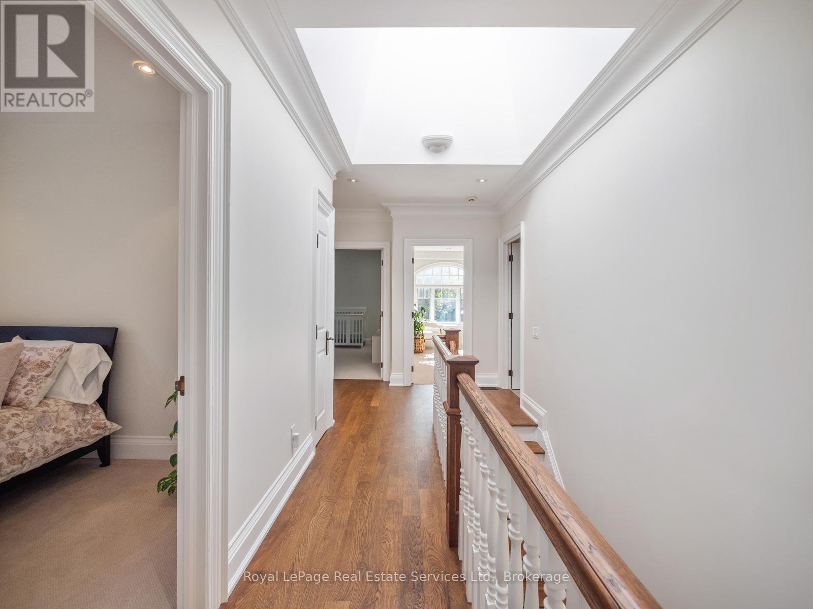 295 Maple Avenue, Oakville, Ontario  L6J 3M5 - Photo 18 - W12460748