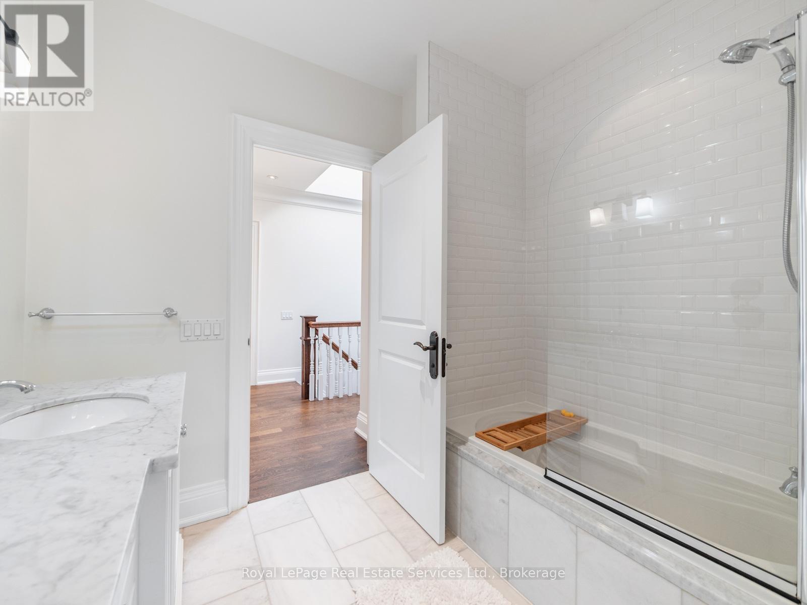 295 Maple Avenue, Oakville, Ontario  L6J 3M5 - Photo 28 - W12460748