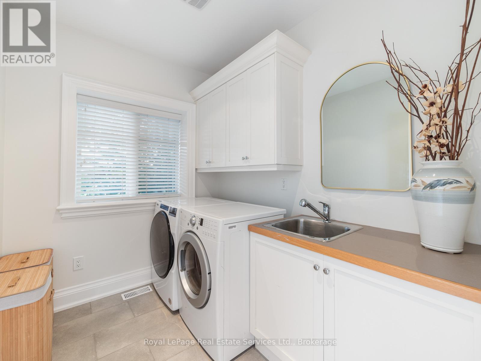 295 Maple Avenue, Oakville, Ontario  L6J 3M5 - Photo 29 - W12460748