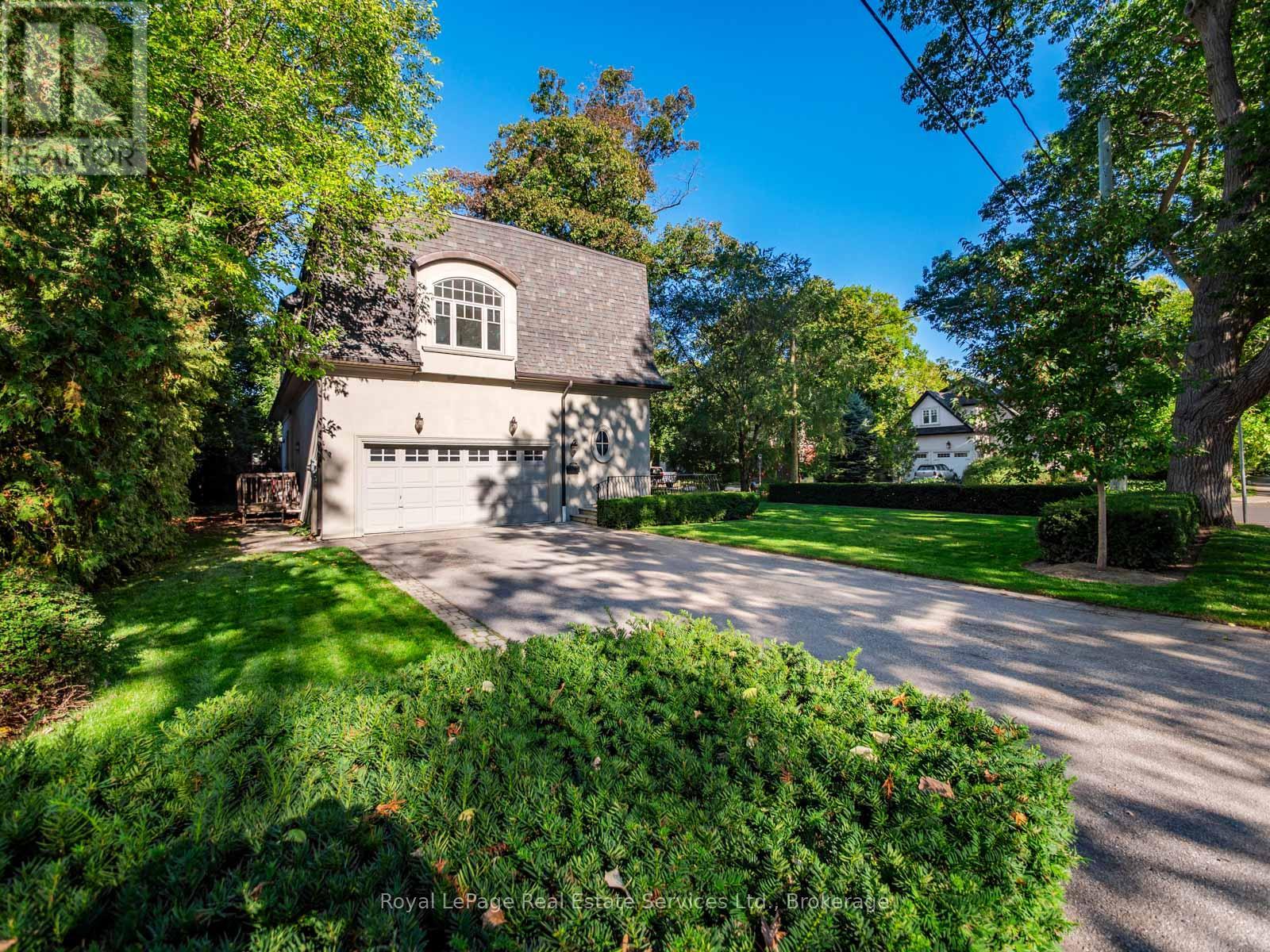 295 Maple Avenue, Oakville, Ontario  L6J 3M5 - Photo 38 - W12460748