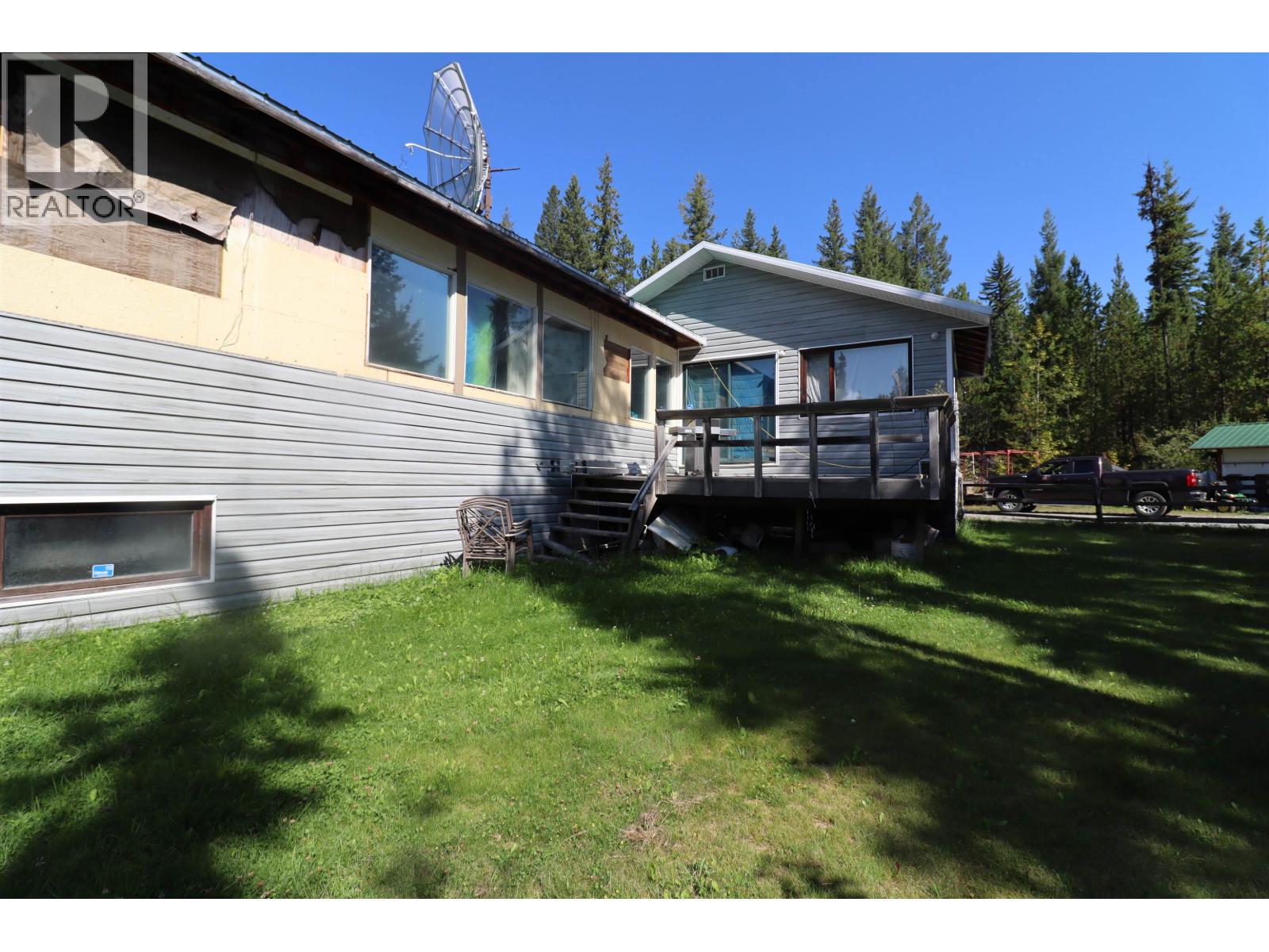 10015 MOSSMAN ROAD, Prince George, British Columbia