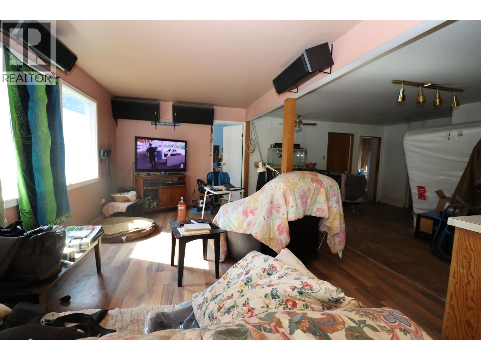 10015 Mossman Road, Prince George, British Columbia  V2N 5B3 - Photo 10 - R3057942