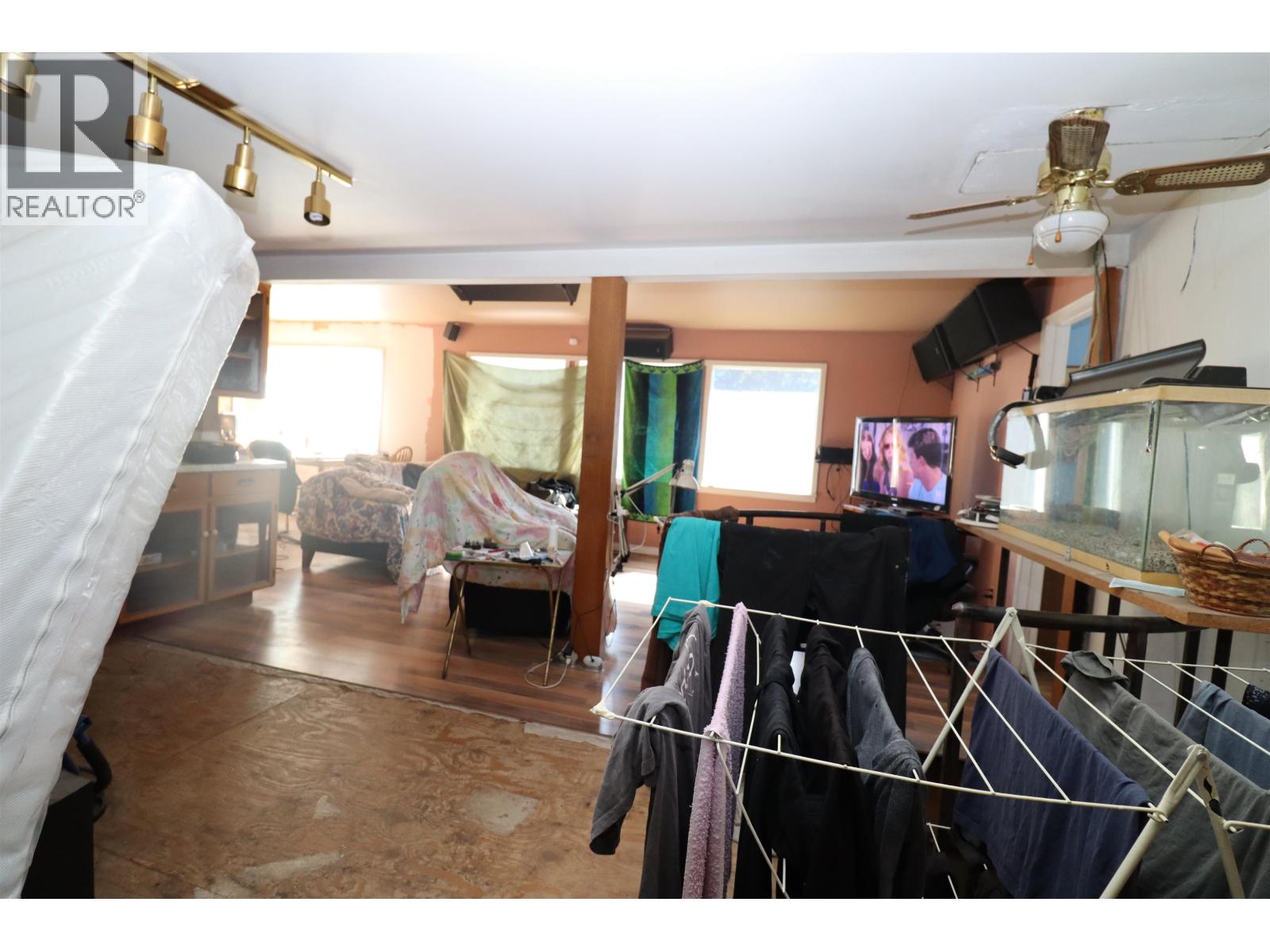 10015 Mossman Road, Prince George, British Columbia  V2N 5B3 - Photo 12 - R3057942