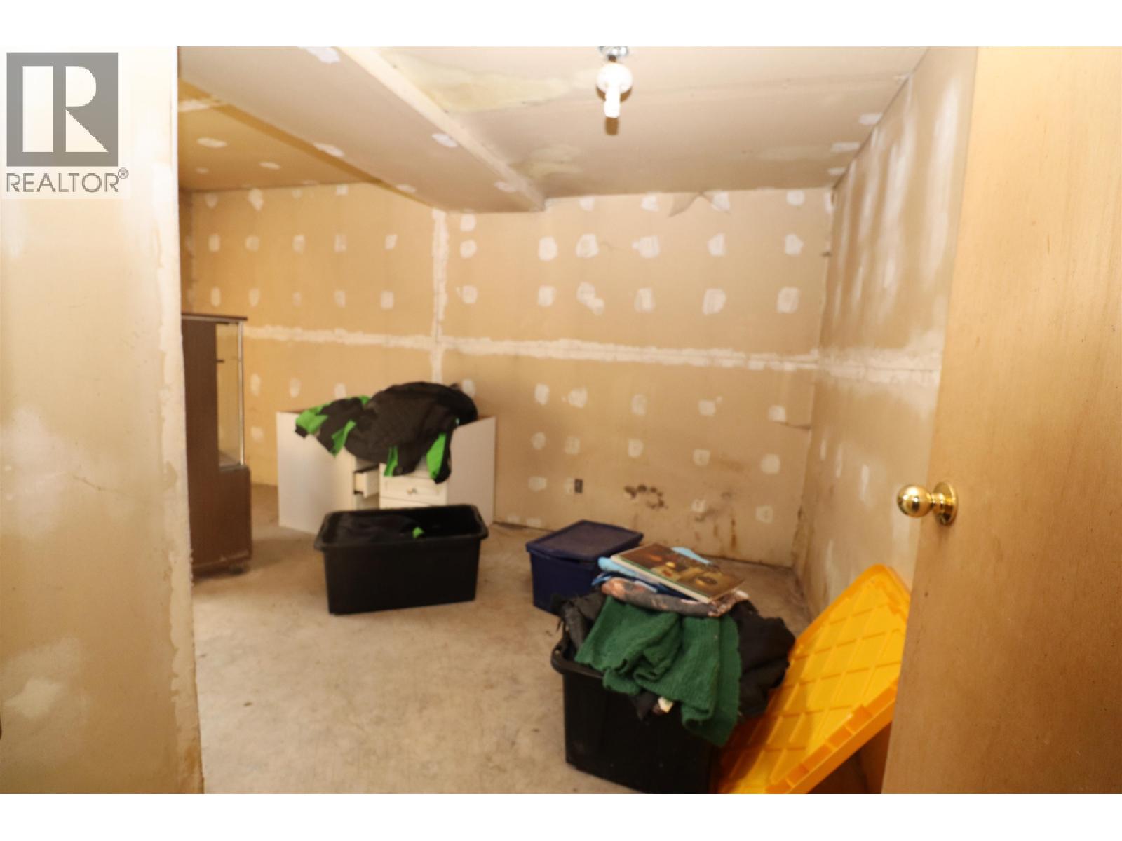 10015 Mossman Road, Prince George, British Columbia  V2N 5B3 - Photo 27 - R3057942