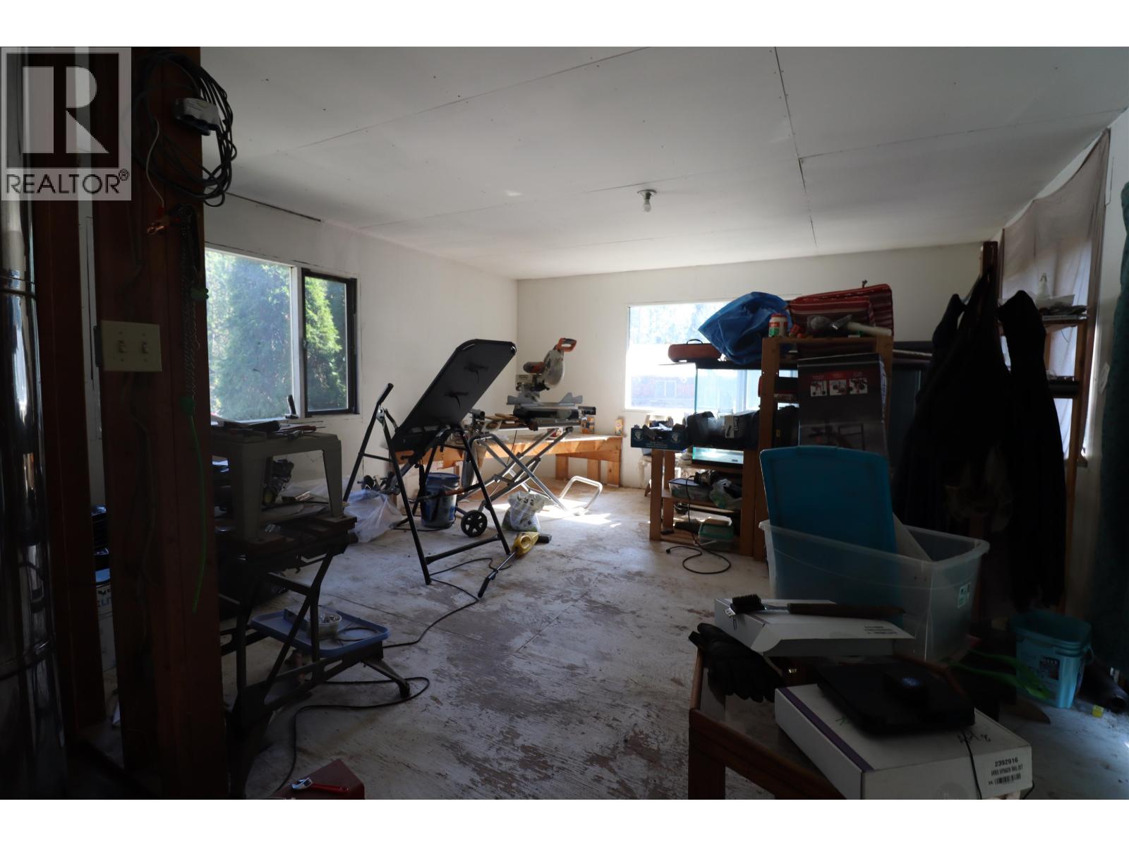 10015 Mossman Road, Prince George, British Columbia  V2N 5B3 - Photo 3 - R3057942