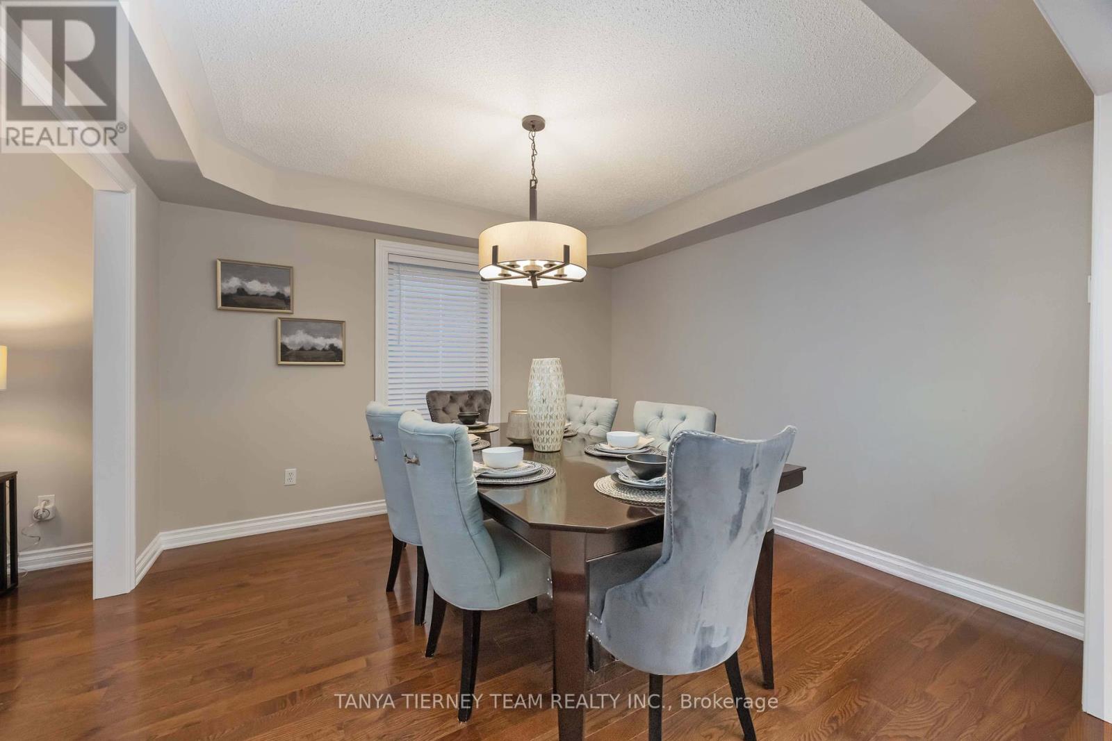 25 Medland Avenue, Whitby, Ontario  L1P 1S1 - Photo 10 - E12460607