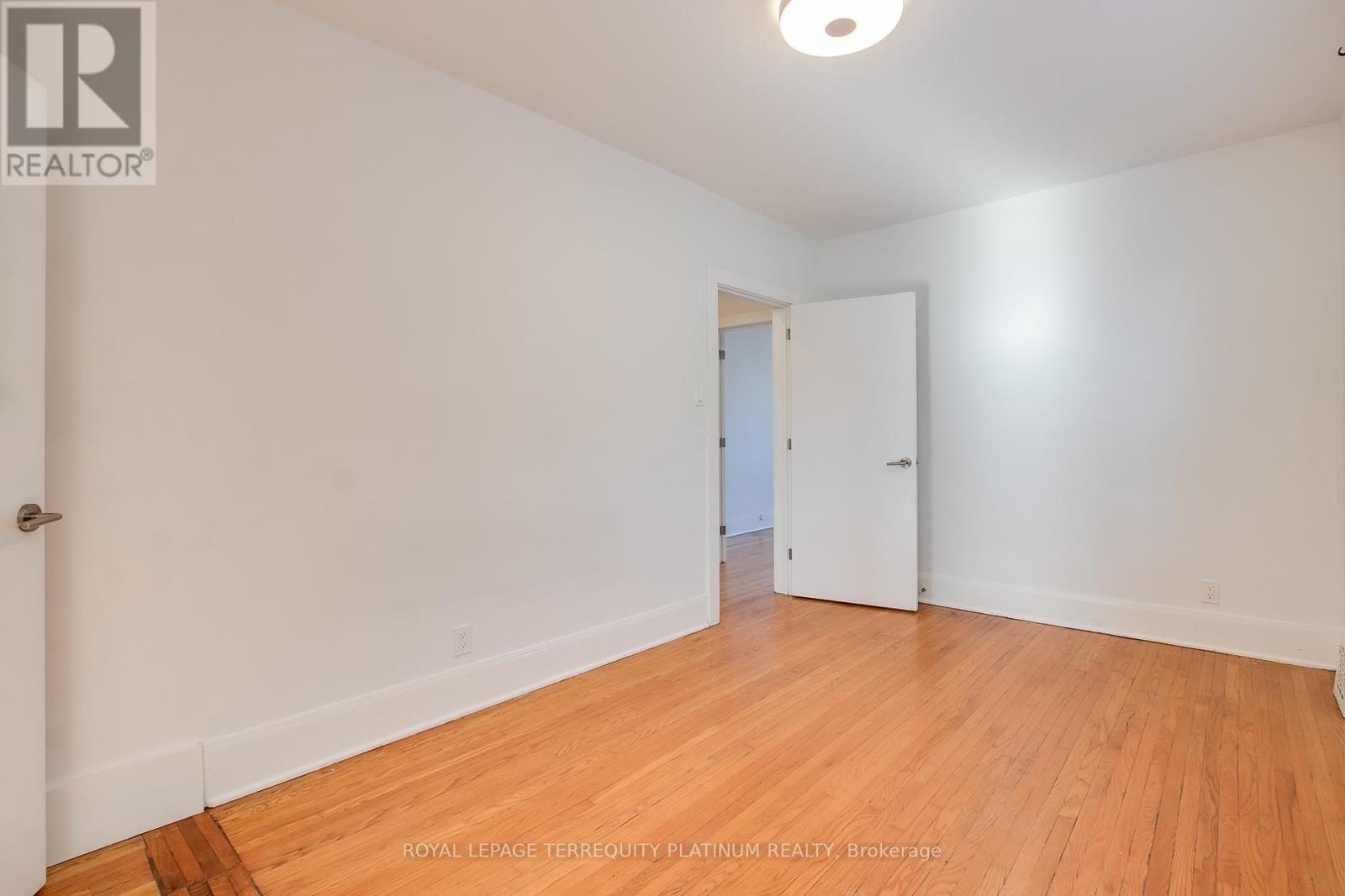 55 Woodrow Avenue, Toronto, Ontario  M4C 1G5 - Photo 17 - E12460643