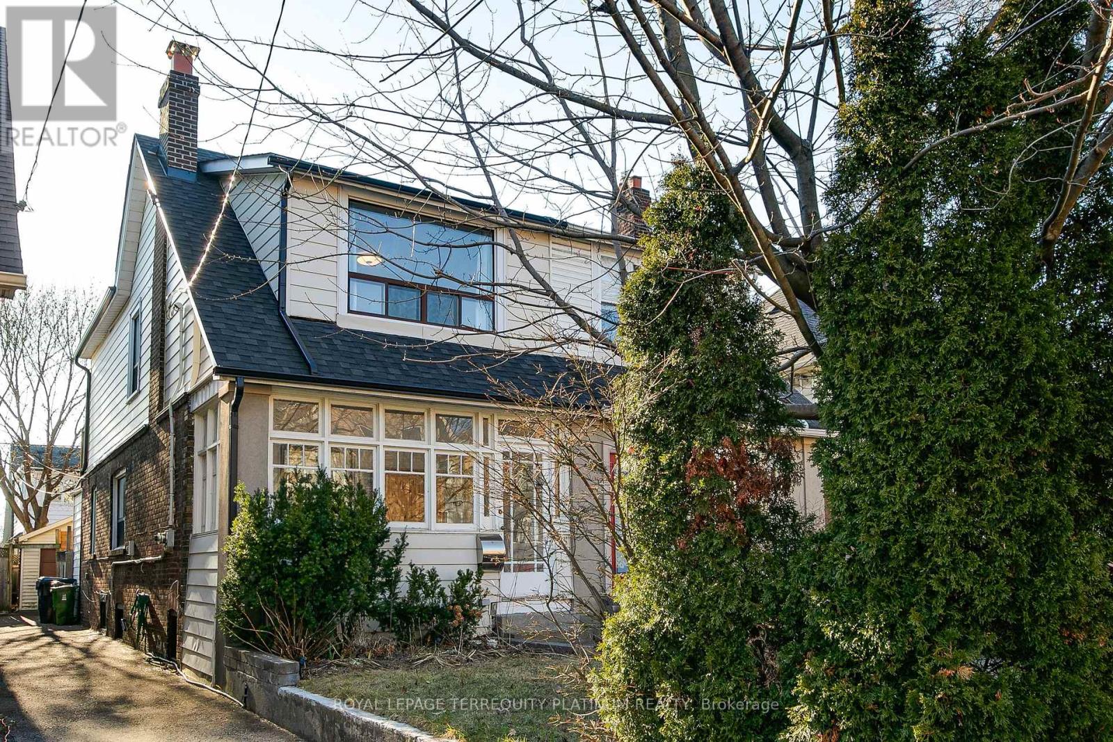 55 Woodrow Avenue, Toronto, Ontario  M4C 1G5 - Photo 2 - E12460643