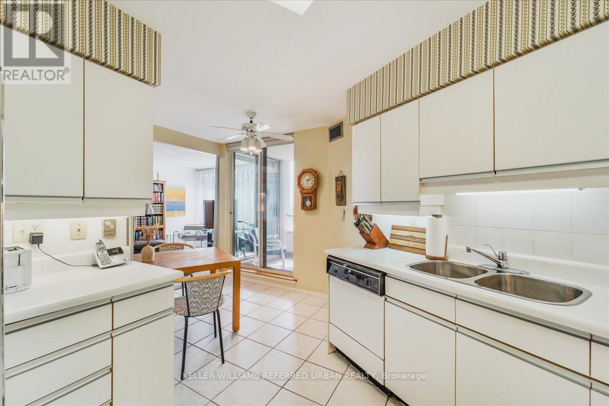 1918 - 175 Bamburgh Circle, Toronto, Ontario  M1W 3X8 - Photo 11 - E12460648