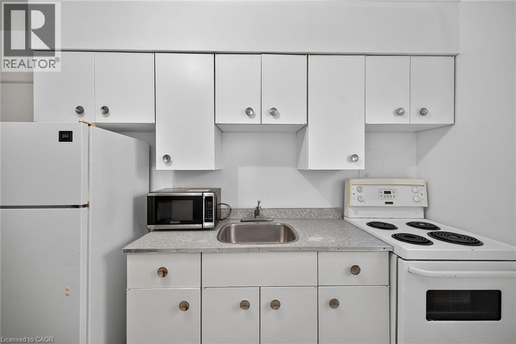 5 Applewood Avenue Unit# 1, Stoney Creek, Ontario  L8G 3S4 - Photo 11 - 40778831