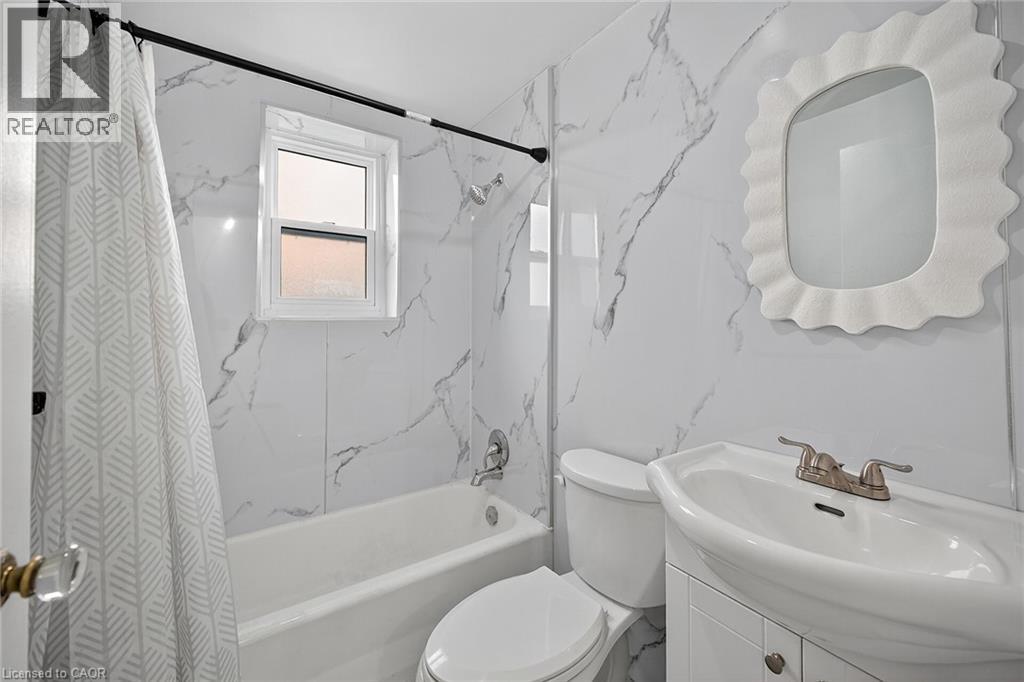 5 Applewood Avenue Unit# 1, Stoney Creek, Ontario  L8G 3S4 - Photo 17 - 40778831