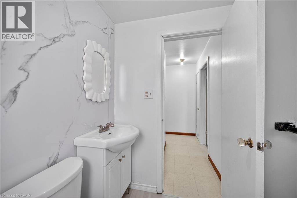 5 Applewood Avenue Unit# 1, Stoney Creek, Ontario  L8G 3S4 - Photo 18 - 40778831