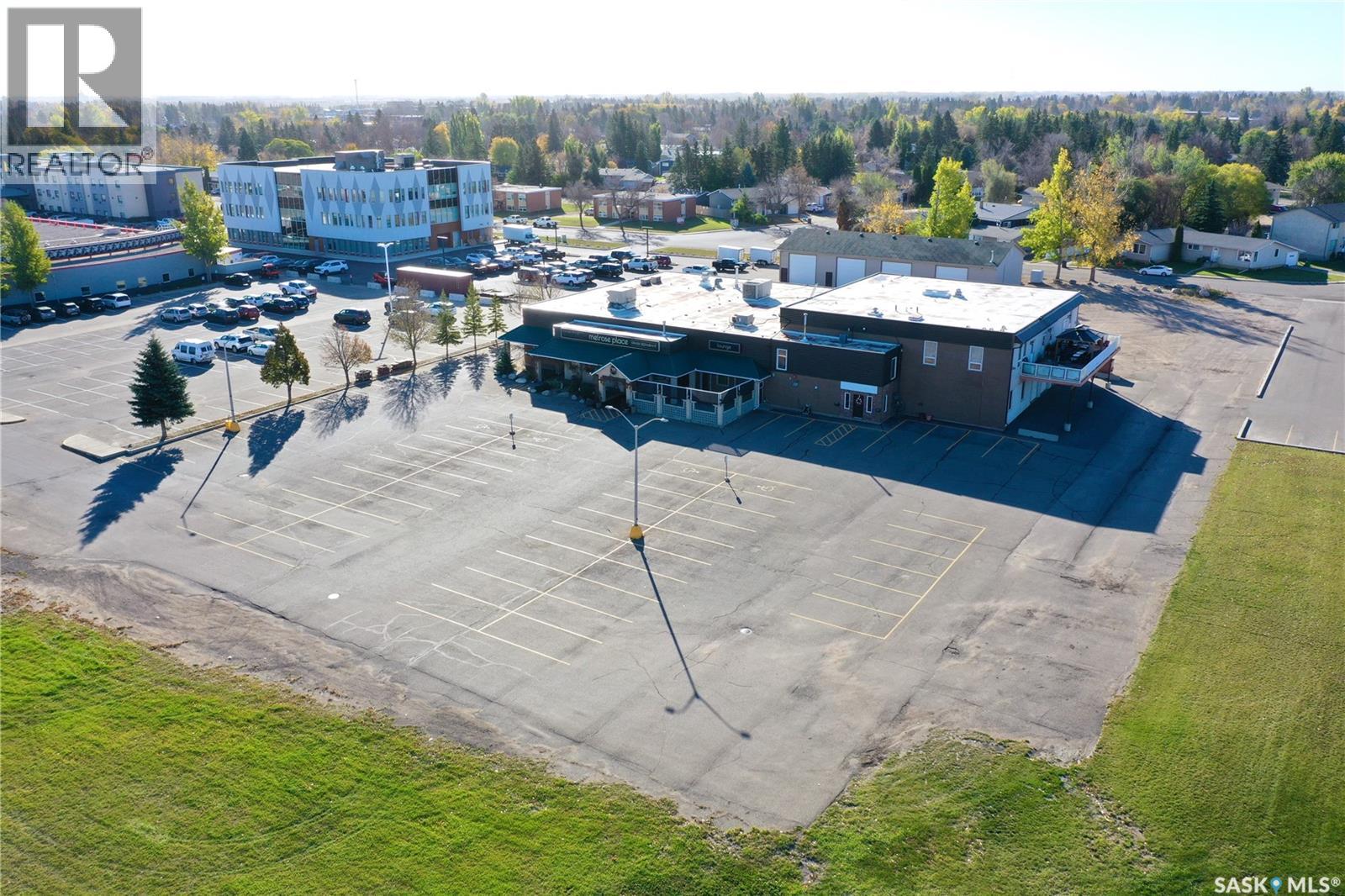 516 & 522 Broadway Street W, Yorkton, Saskatchewan  S3N 0P5 - Photo 4 - SK020219