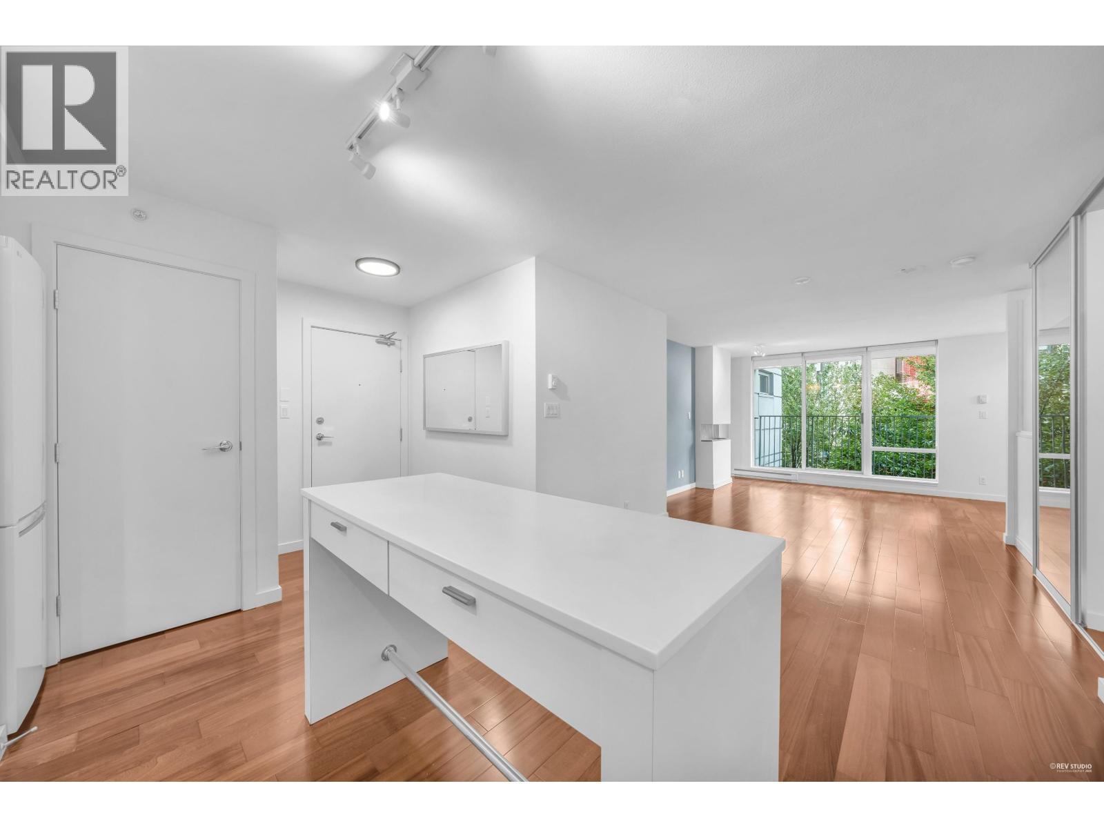 409 328 E 11th Avenue, Vancouver, British Columbia  V5T 4W1 - Photo 5 - R3056726