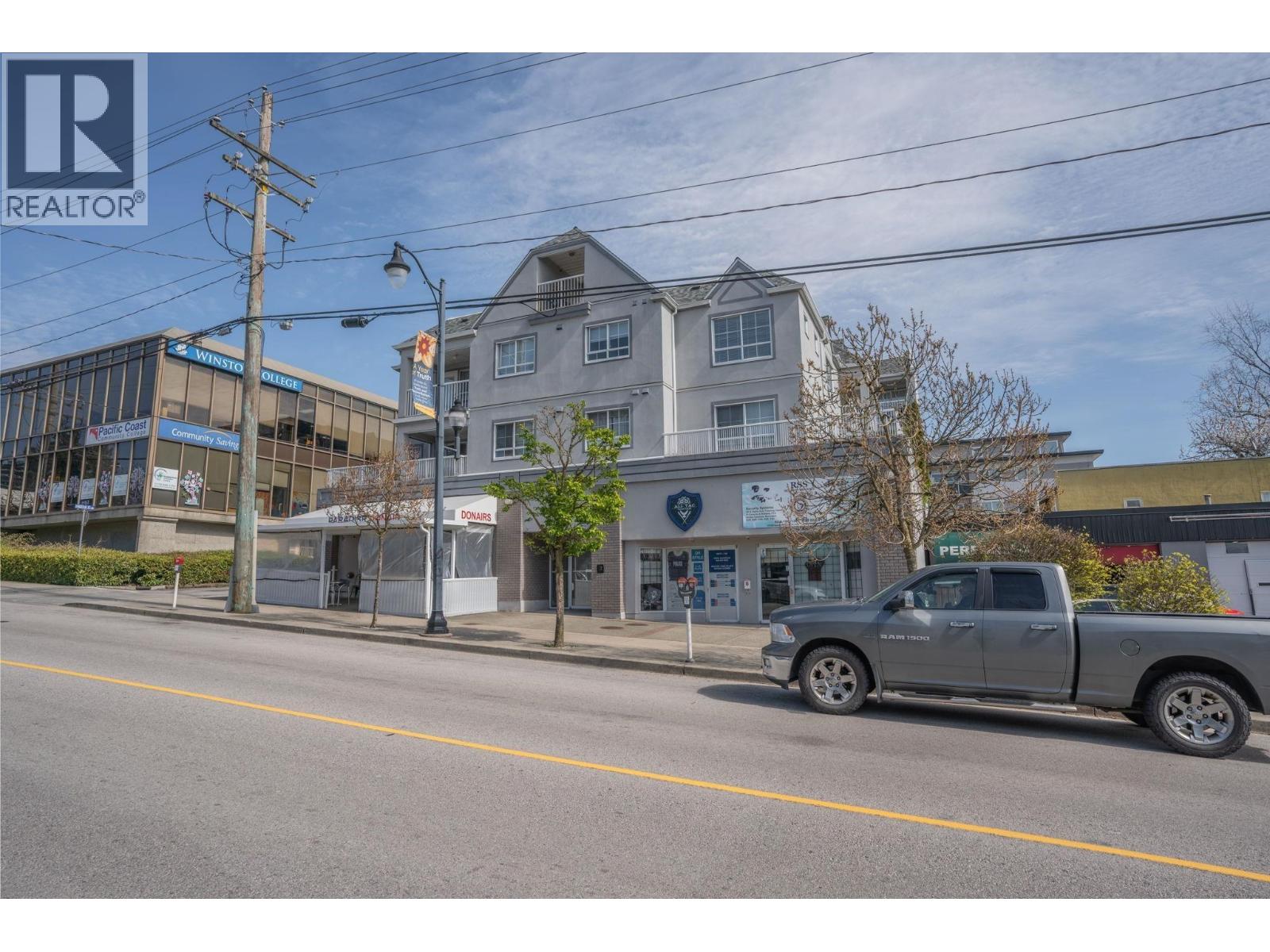 206 723 TWELFTH STREET, New Westminster, British Columbia