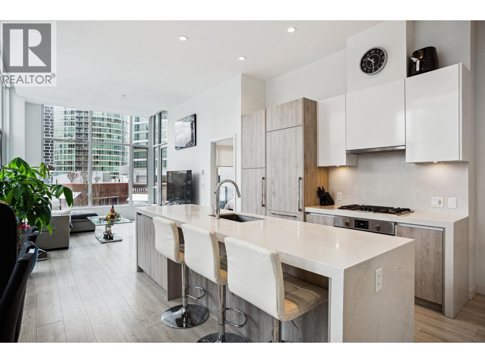308 6080 Mckay Avenue, Burnaby, British Columbia  V5H 0J4 - Photo 15 - R3057904
