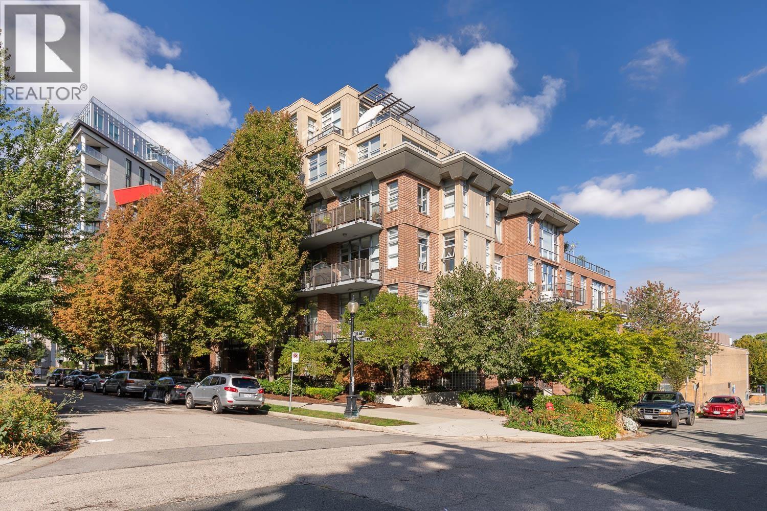 208 2635 Prince Edward Street, Vancouver, British Columbia  V5T 4V7 - Photo 1 - R3057909