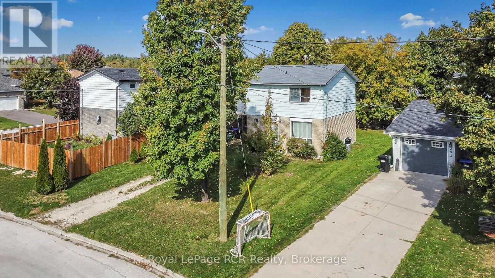 255 Valleyfield Crescent, Clearview, Ontario  L0M 1S0 - Photo 5 - S12460792