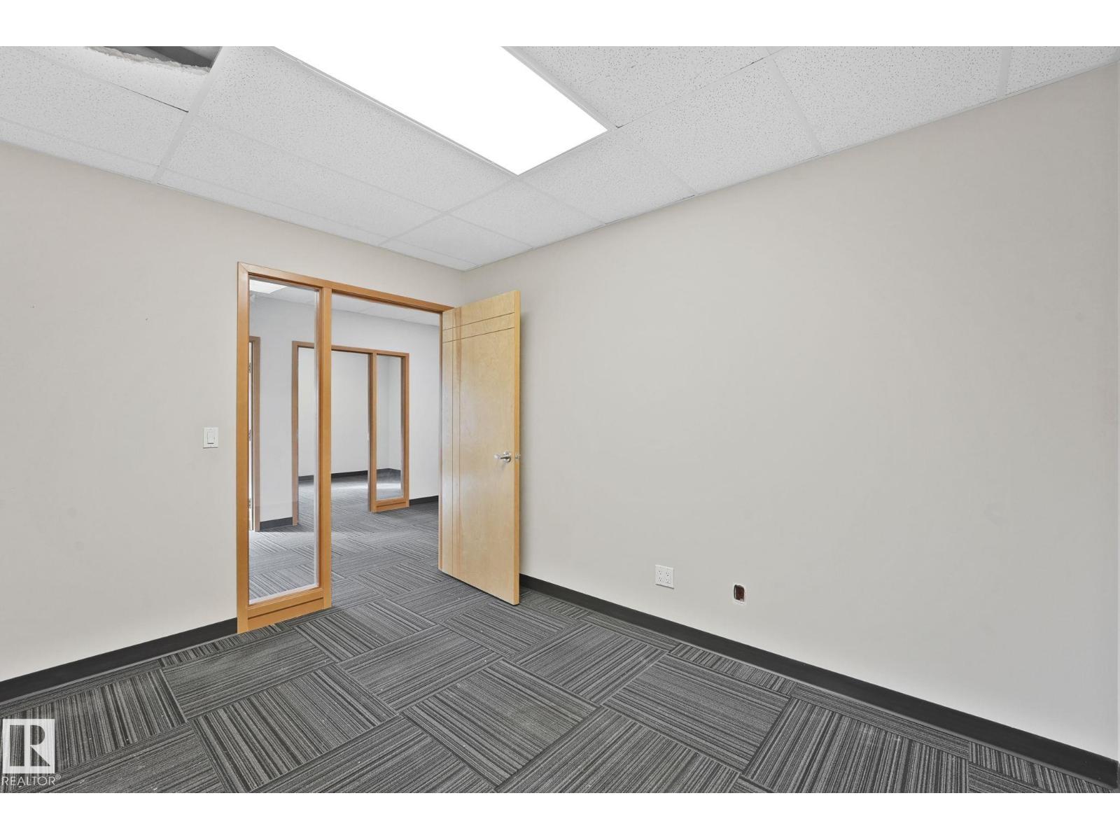 #201 / 203 2920 Calgary Tr Nw, Edmonton, Alberta  T6J 3B2 - Photo 20 - E4461992