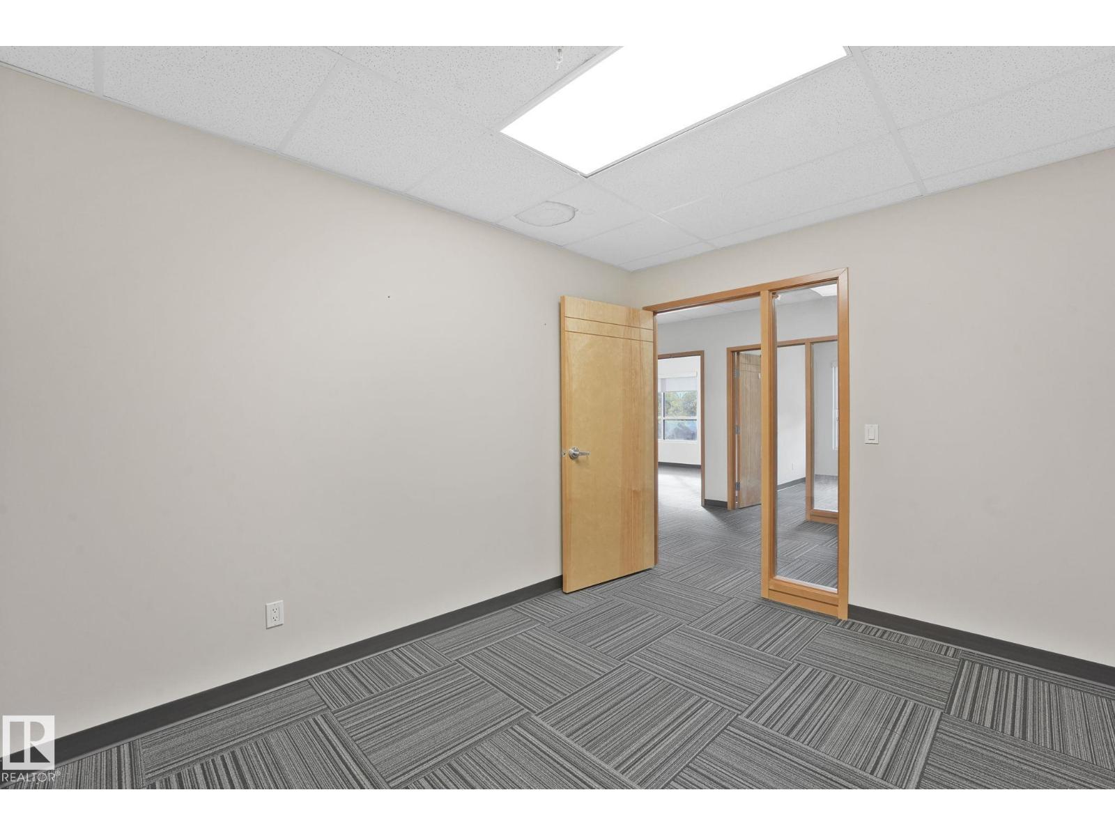 #201 / 203 2920 Calgary Tr Nw, Edmonton, Alberta  T6J 3B2 - Photo 21 - E4461992