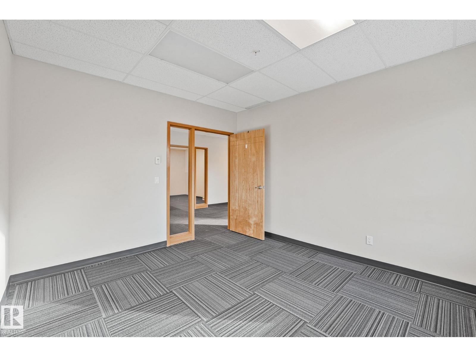 #201 / 203 2920 Calgary Tr Nw, Edmonton, Alberta  T6J 3B2 - Photo 22 - E4461992