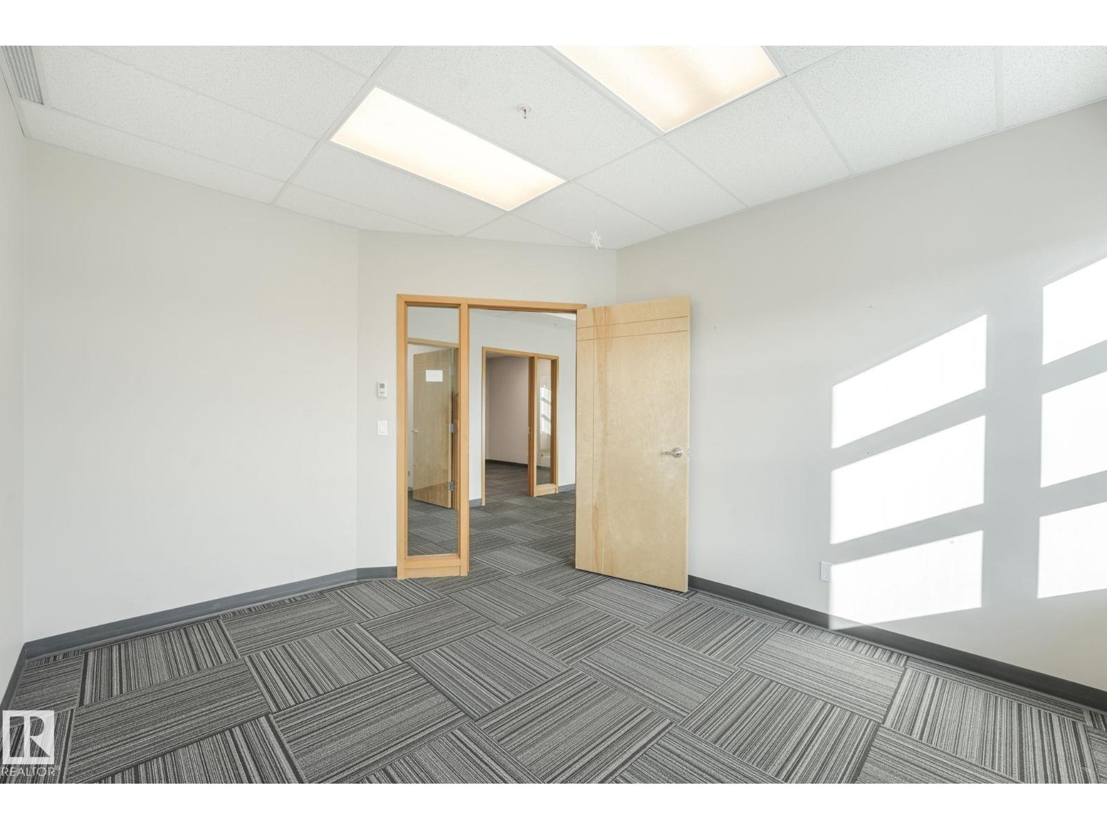 #201 / 203 2920 Calgary Tr Nw, Edmonton, Alberta  T6J 3B2 - Photo 32 - E4461992