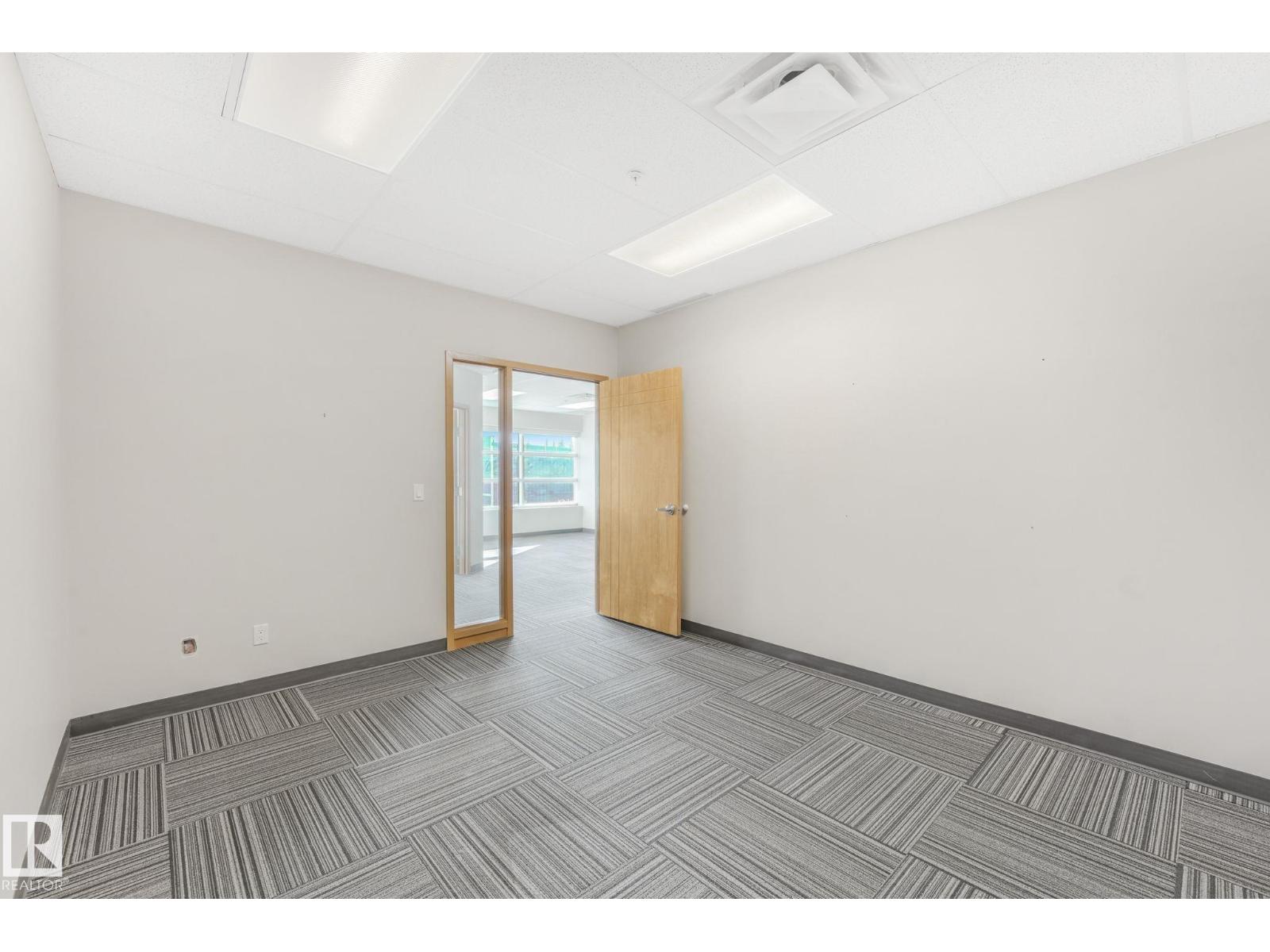 #201 / 203 2920 Calgary Tr Nw, Edmonton, Alberta  T6J 3B2 - Photo 35 - E4461992