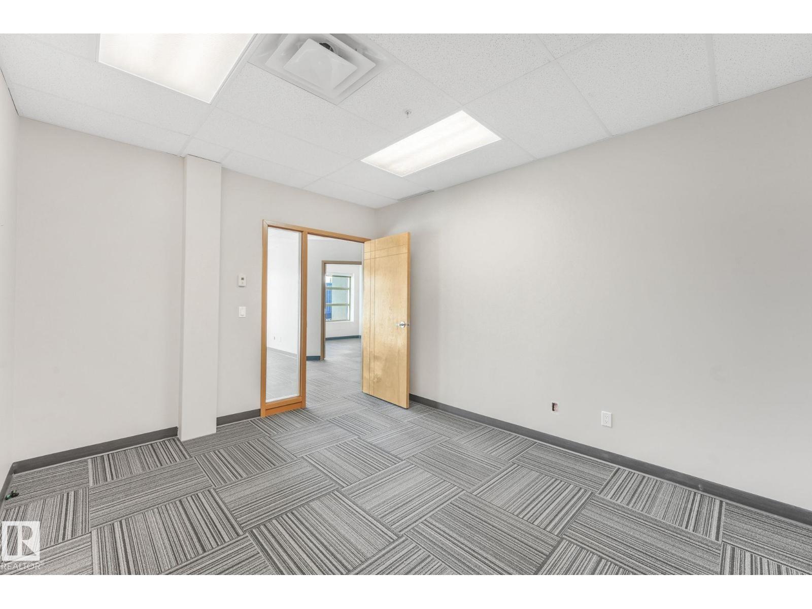 #201 / 203 2920 Calgary Tr Nw, Edmonton, Alberta  T6J 3B2 - Photo 37 - E4461992