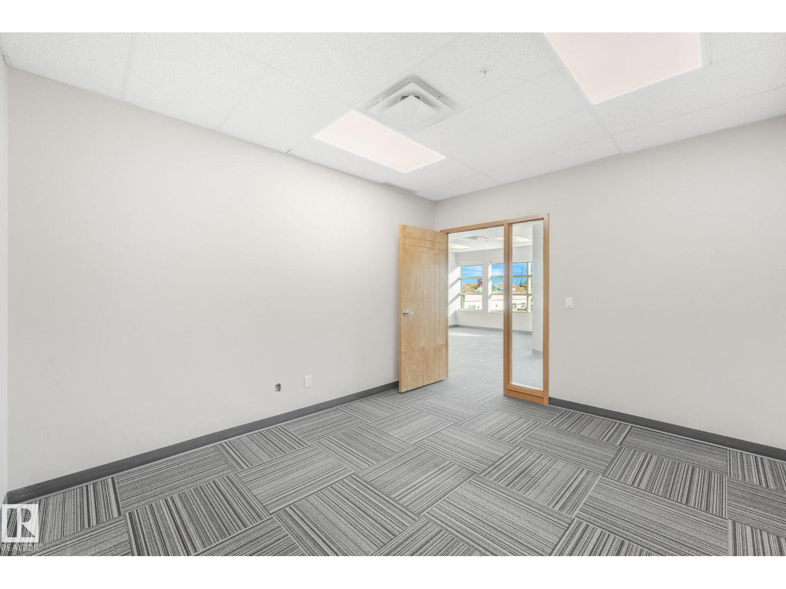 #201 / 203 2920 Calgary Tr Nw, Edmonton, Alberta  T6J 3B2 - Photo 38 - E4461992