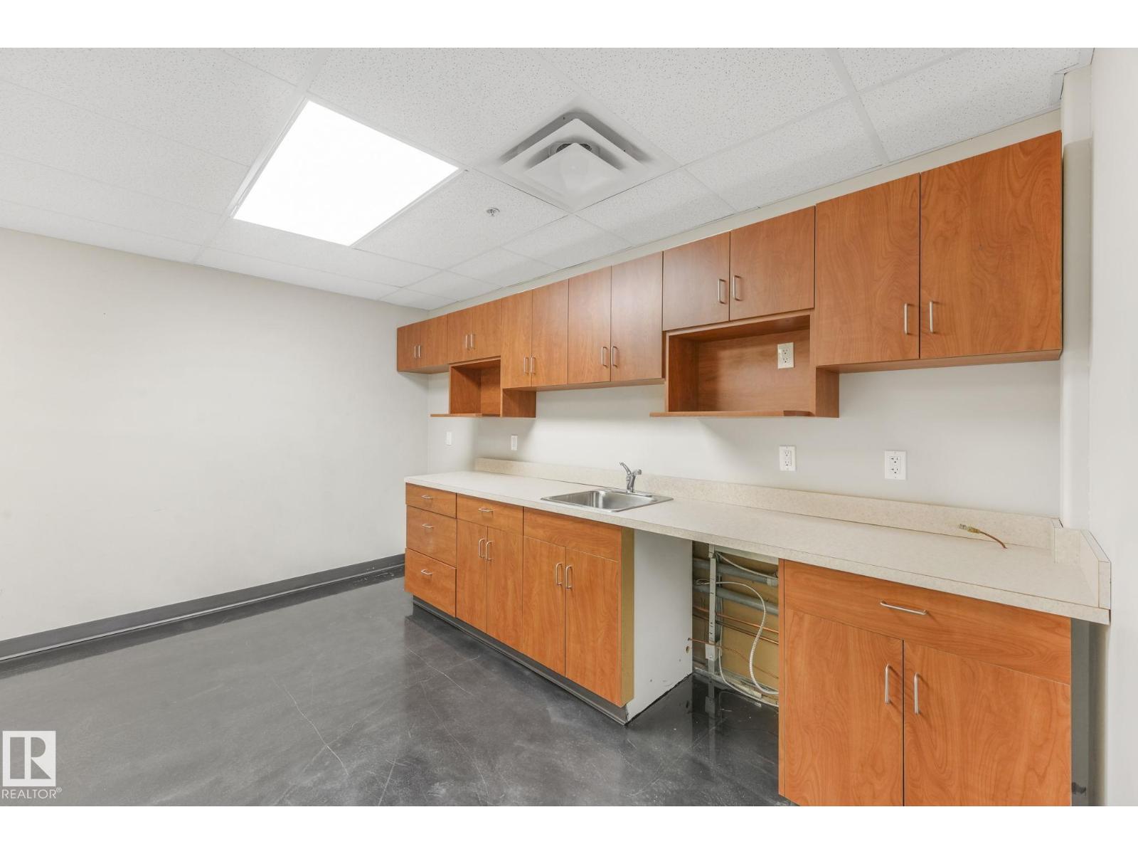 #201 / 203 2920 Calgary Tr Nw, Edmonton, Alberta  T6J 3B2 - Photo 39 - E4461992