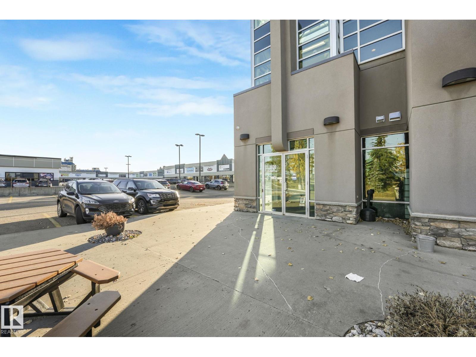 #201 / 203 2920 Calgary Tr Nw, Edmonton, Alberta  T6J 3B2 - Photo 4 - E4461992