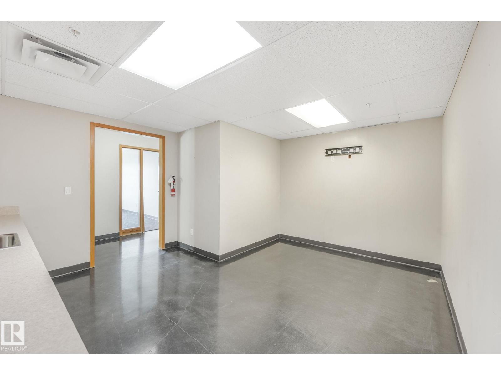 #201 / 203 2920 Calgary Tr Nw, Edmonton, Alberta  T6J 3B2 - Photo 40 - E4461992
