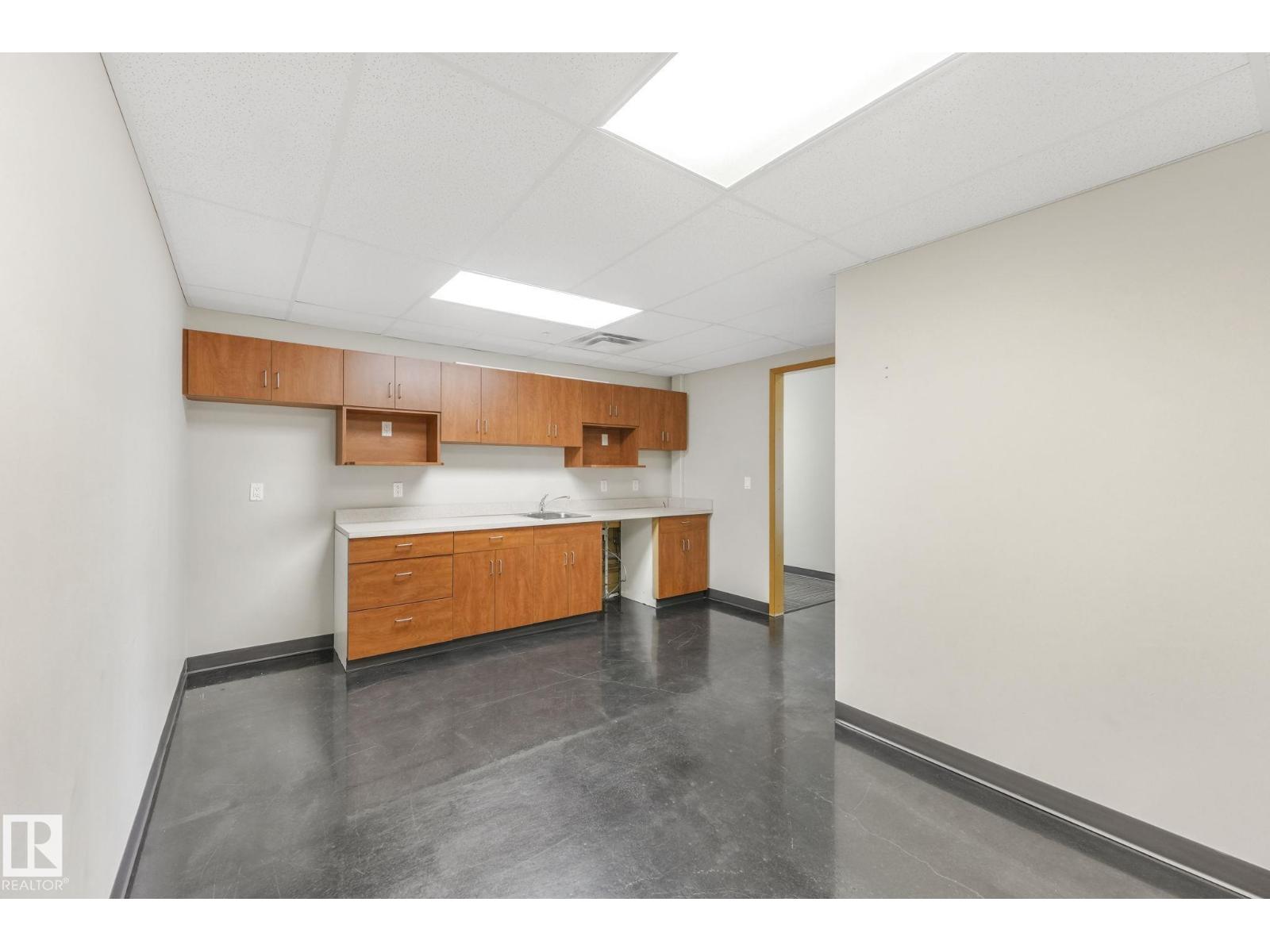 #201 / 203 2920 Calgary Tr Nw, Edmonton, Alberta  T6J 3B2 - Photo 41 - E4461992