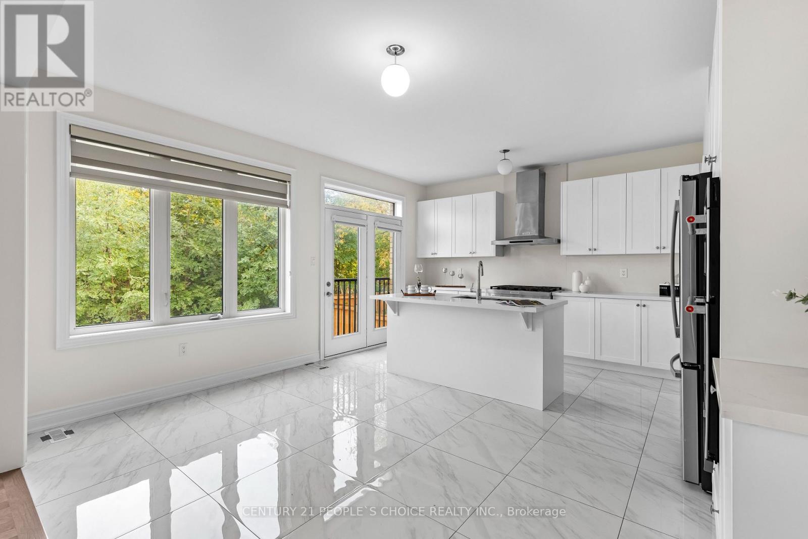 52 Coldwell Bay Circle, Vaughan, Ontario  L0J 1C0 - Photo 15 - N12460599