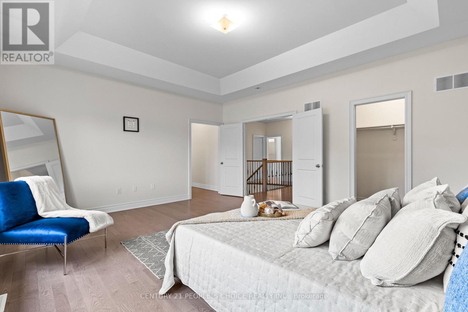 52 Coldwell Bay Circle, Vaughan, Ontario  L0J 1C0 - Photo 19 - N12460599