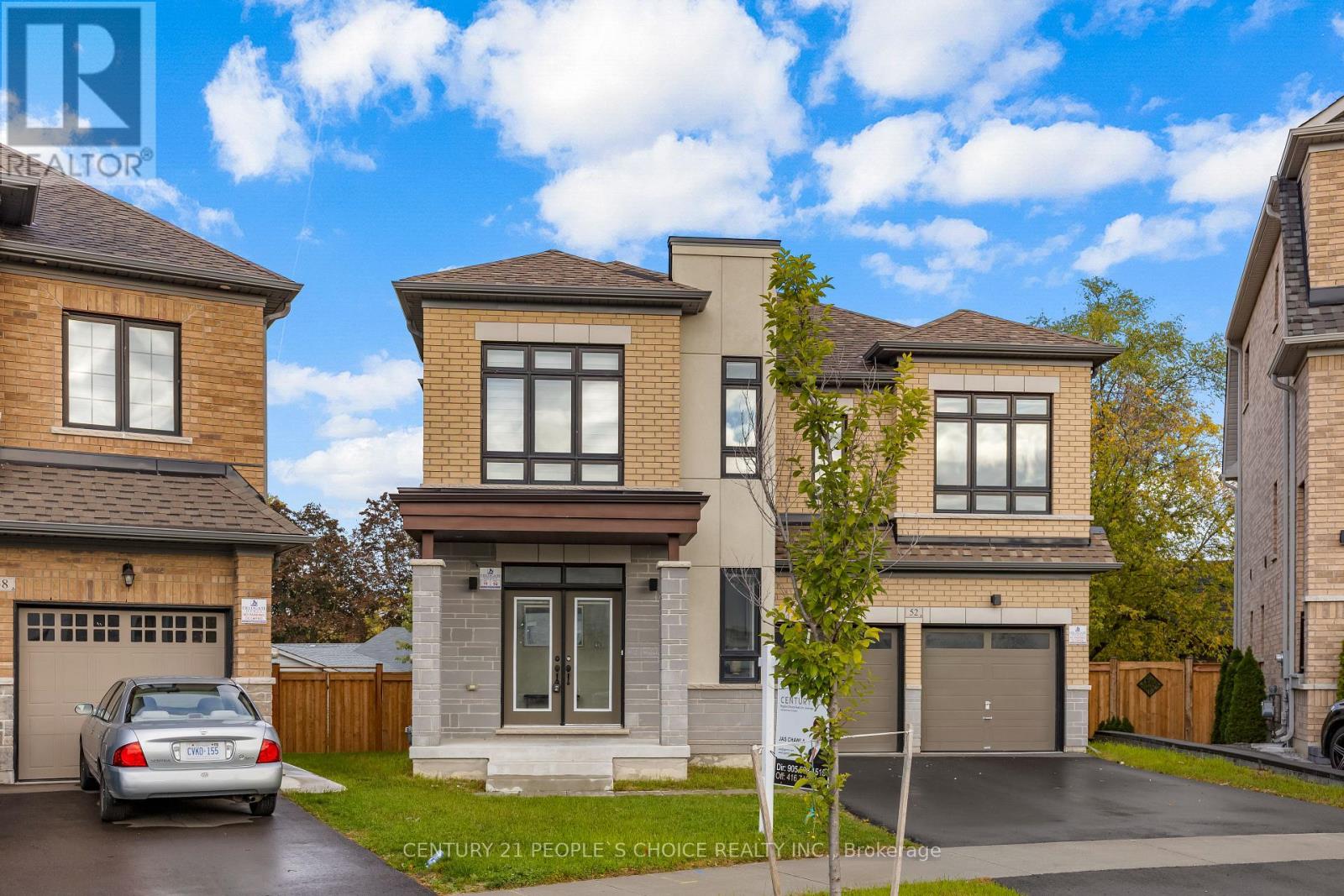 52 Coldwell Bay Circle, Vaughan, Ontario  L0J 1C0 - Photo 2 - N12460599