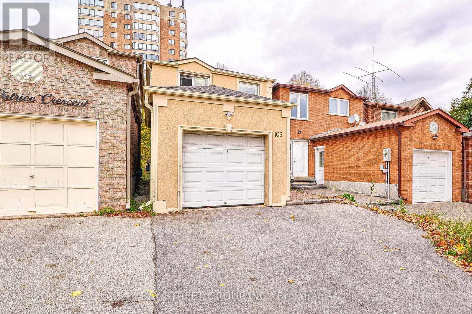 105 Patrice Crescent, Vaughan, Ontario  L4J 4Z5 - Photo 2 - N12460640