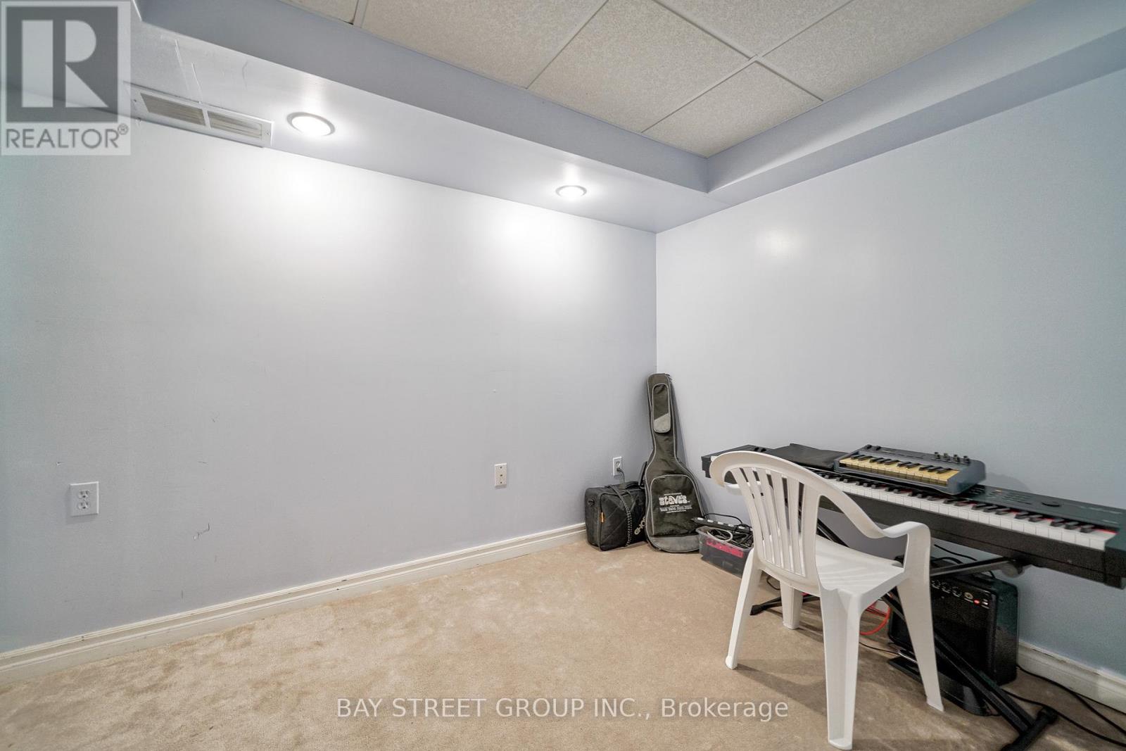 105 Patrice Crescent, Vaughan, Ontario  L4J 4Z5 - Photo 33 - N12460640