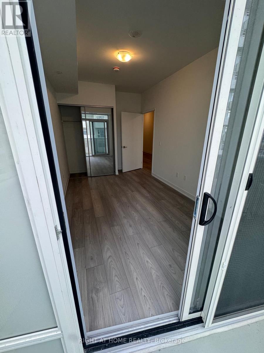 1302 - 474 Caldari Road, Vaughan, Ontario  L4K 0R5 - Photo 12 - N12460685