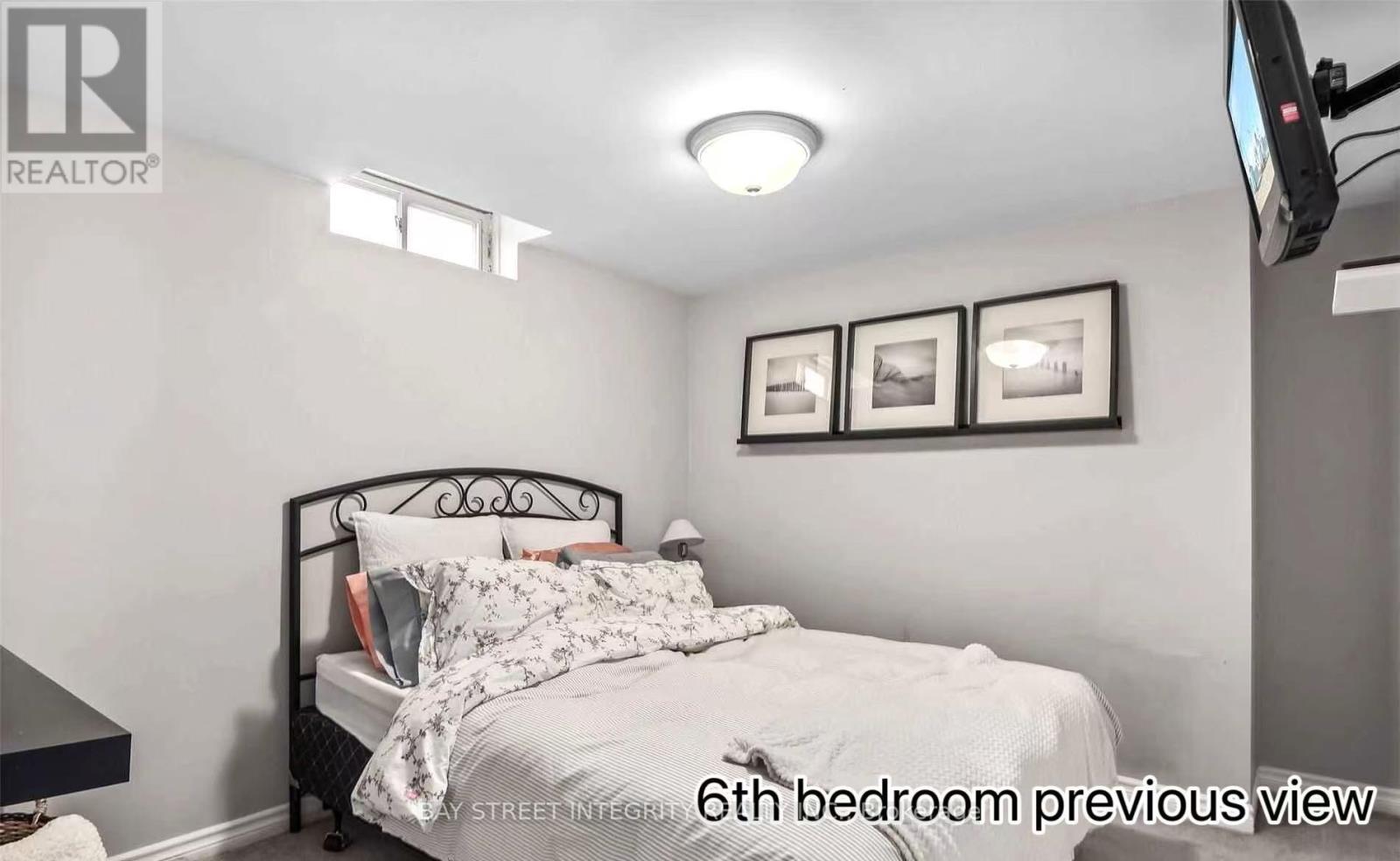 904 Wayne Drive, Newmarket, Ontario  L3Y 5T8 - Photo 28 - N12460726