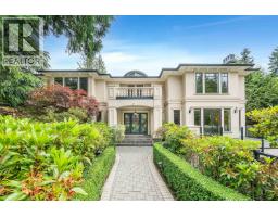 3918 SOUTHRIDGE AVENUE, West Vancouver, British Columbia