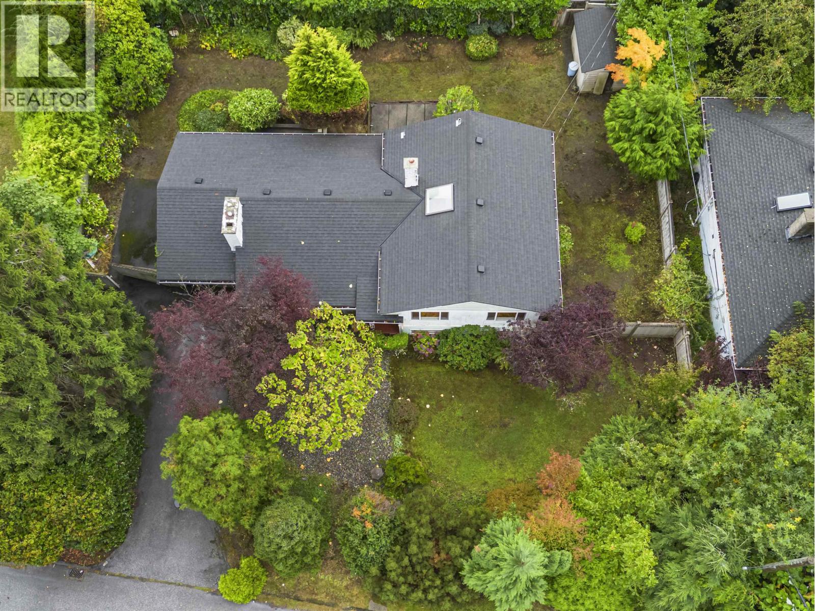 651 Kerry Place, North Vancouver, British Columbia  V7N 2Y6 - Photo 25 - R3057879