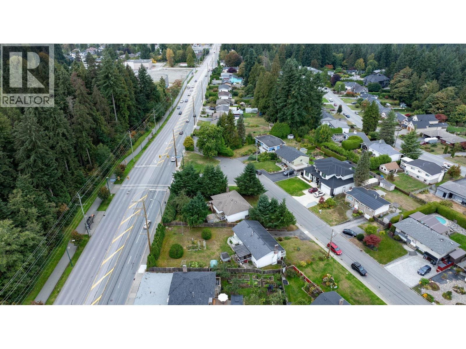 815 Seymour Drive, Coquitlam, British Columbia  V3J 6V8 - Photo 4 - R3057892